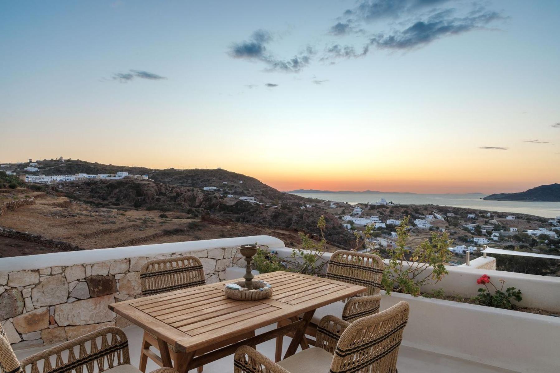 Anemolethe Aparthotel Kimolos Exterior photo